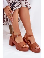 Dámské Sandály Na Podpatku A Platformě Z Eko Kůže Camel model 21687160 - Boto Dámské Sandály Na Podpatku A Platformě Z Eko Kůže Camel model 21687160 - Boto