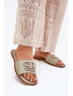 Ploché Dámské Pantofle S Ozdobným Detalem Zelené model 21699585 - Boto Ploché Dámské Pantofle S Ozdobným Detalem Zelené model 21699585 - Boto