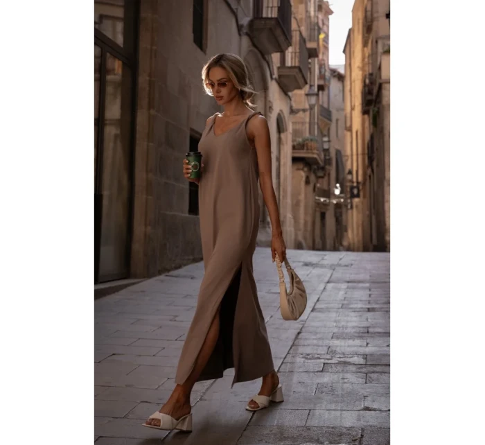 M791 Maxi šaty s hlubokým výstřihem do V - kakao
