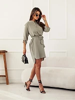 Elegantní šaty s otevřeným výstřihem khaki (013)
