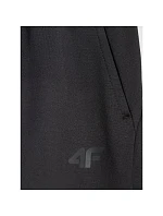 Chlapecké rychleschnoucí sportovní kalhoty model 22209999 - 4F Chlapecké rychleschnoucí sportovní kalhoty model 22209999 - 4F