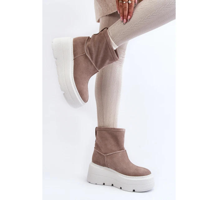 Kožené Dámské Boty Na Podpatku S Pásky  Bežové model 21644286 - Zazoo