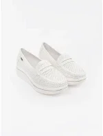 Komfortní bílé  mokasíny dámské platforma