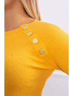 Halenka s ozdobnými knoflíky hořčicové barvy