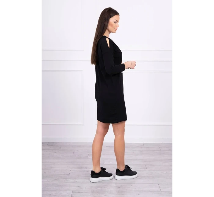 Šaty s potiskem Honey model 18744046 černé - K-Fashion Šaty s potiskem Honey model 18744046 černé - K-Fashion