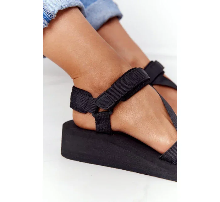 Dámské sportovní sandály Big Star - černé Dámské sportovní sandály Big Star - černé