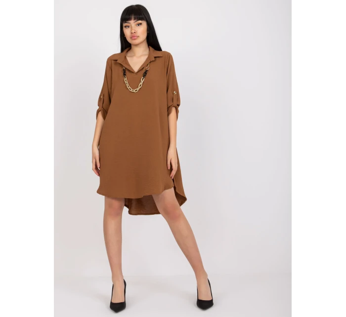 Sukienka DHJ SK model 21127056 brązowy - FPrice Sukienka DHJ SK model 21127056 brązowy - FPrice