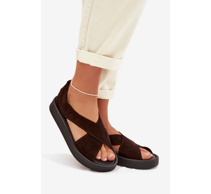 Dámské sandály model 22027710 z přírodního semiše Čokoládové - Zazoo