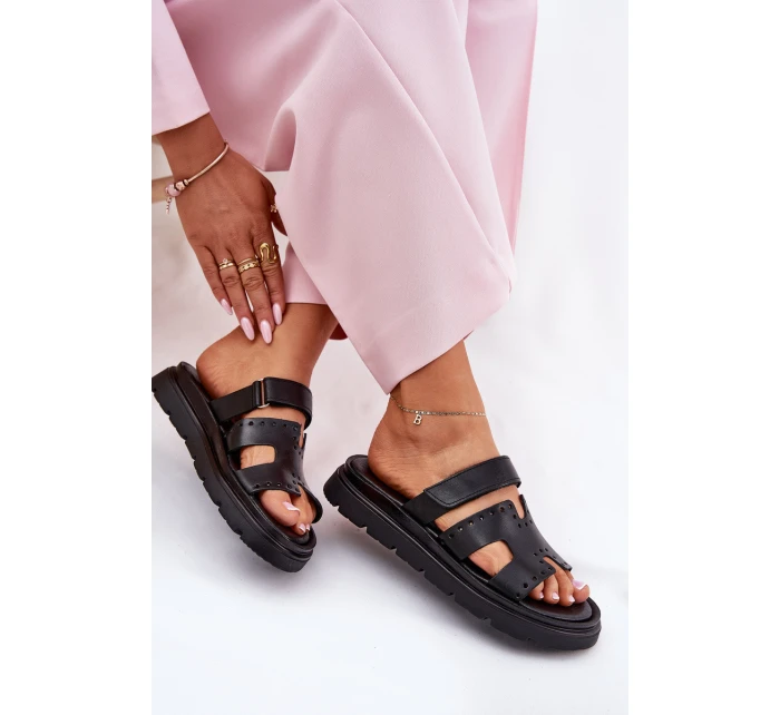 Dámské Pantofle Z Přírodní Kůže Na Platformě Zazoo 40440 Černé Dámské Pantofle Z Přírodní Kůže Na Platformě Zazoo 40440 Černé