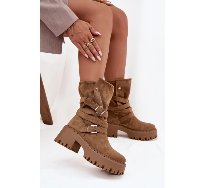 Dámské kotníkové boty na masivním podpatku s přezkami a páskem Khaki model 21715462 - Boto Dámské kotníkové boty na masivním podpatku s přezkami a páskem Khaki model 21715462 - Boto