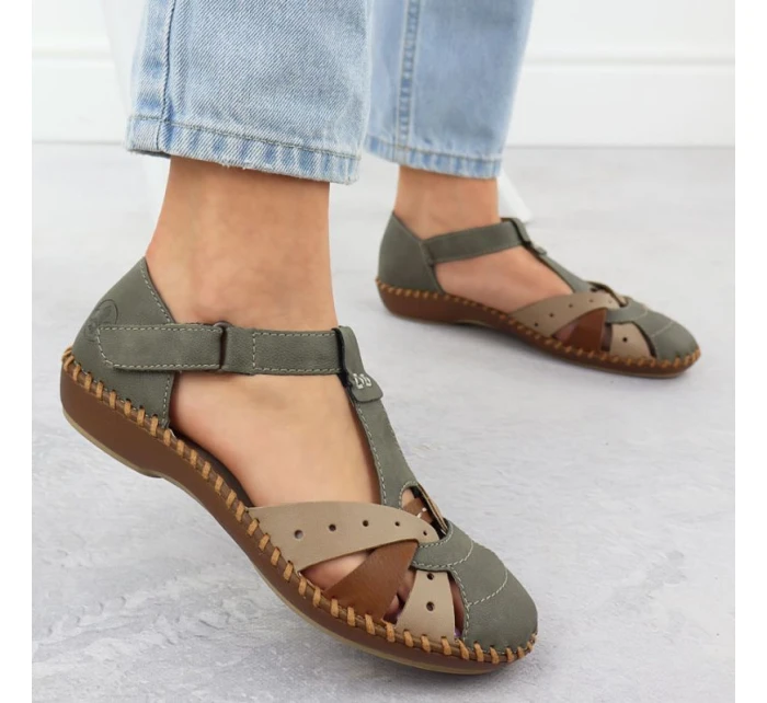 Sandały damskie komfortowe na rzepy zabudowane palce zielone Rieker M1655-54