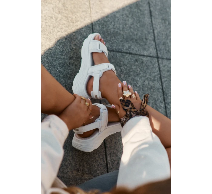 Dámské Sportovní Sandály Na Platformě Big Star model 21693771 Béžové - Big Star Shoes Dámské Sportovní Sandály Na Platformě Big Star model 21693771 Béžové - Big Star Shoes