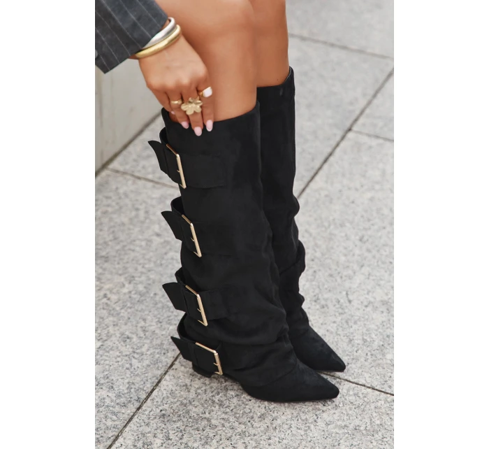 Dámské kozačky na sloupkovém podpatku s ohrnovaným svrškem a zlatými přezkami Isavelle – černé