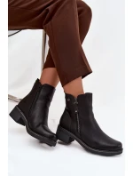 Dámské kotníkové boty černé - model 21857912
