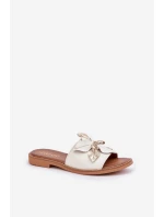 Sandály S Dekorací Přírodní Kůže Zazoo model 21682154 Bílé - Boto