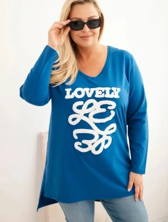 Dámská blůza Plus Size bavlněná s nápisem a výstřihem do V chabrová