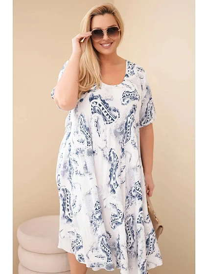 Dámské viskózové šaty Plus Size s krátkým rukávem a model 22043110 vzorem bílé - K-Fashion