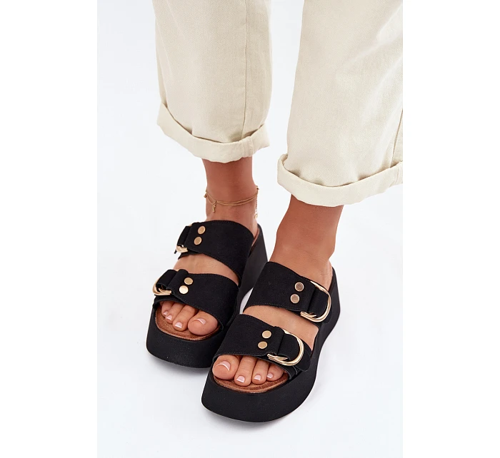 Dámské sandály se zlatými sponami Černé model 22039857 - Boto