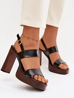 Sandály na podpatku  model 226116 Step in style