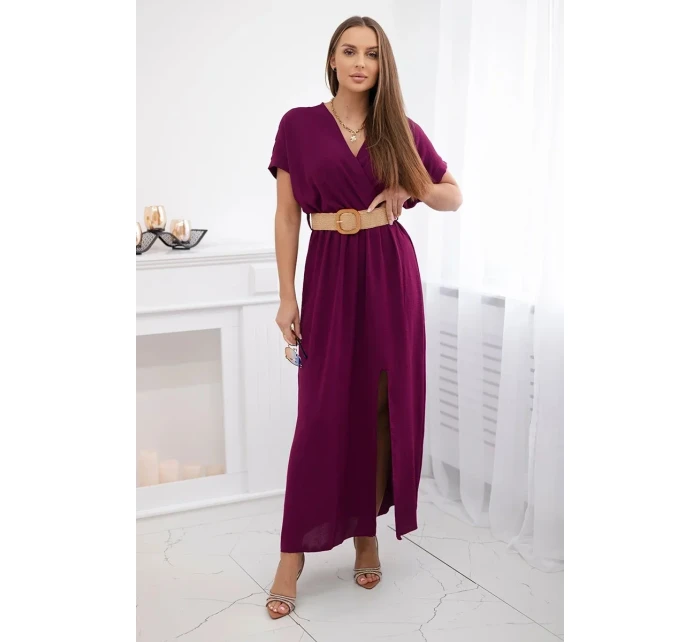 Dlouhé šaty s ozdobným páskem švestka