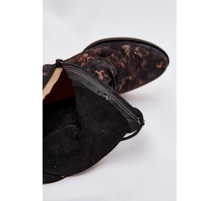 vzorované kotníkové boty na ploché podrážce model 21714005 - Maciejka