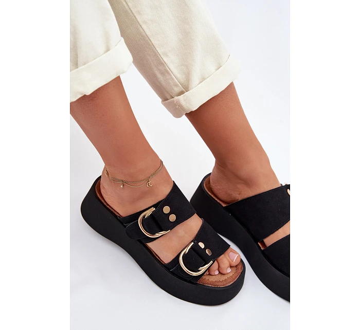 Dámské sandály se zlatými sponami Černé model 22039857 - Boto