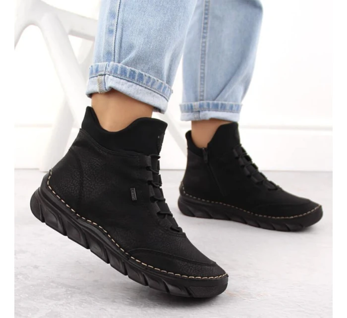 Dámské černé zateplené boty model 21904592 - Rieker