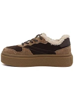 Kožené zateplené polobotky na platformě, model 22349985 Kožené zateplené polobotky na platformě, model 22349985