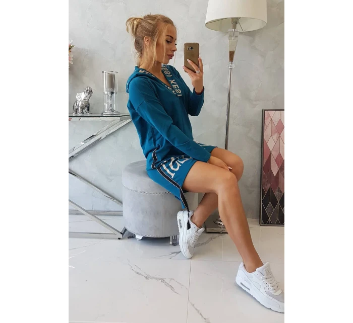 model 18747263 šaty s kapucí a potiskem - K-Fashion model 18747263 šaty s kapucí a potiskem - K-Fashion