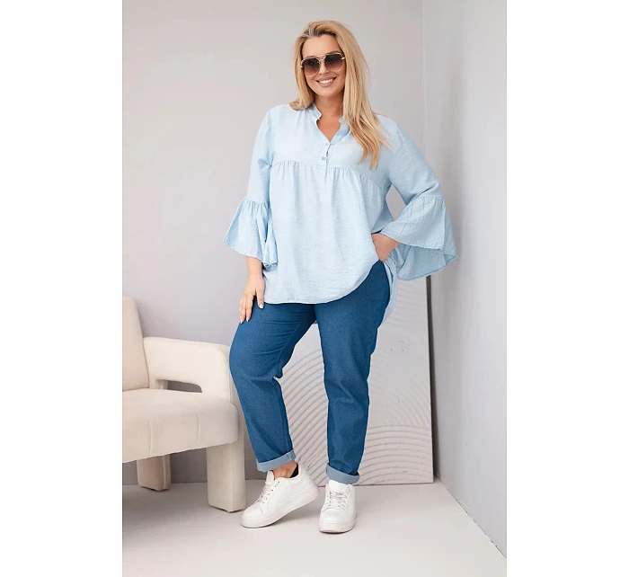 Dámská viskózová halenka Plus Size s model 22043148 rukávem a výstřihem do V modrá - K-Fashion