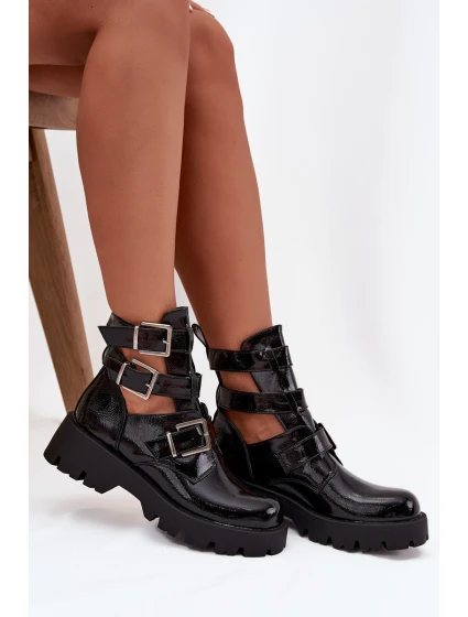 Dámské kotníkové boty s pásky a stříbrnými přezkami Helisse – černé Dámské kotníkové boty s pásky a stříbrnými přezkami Helisse – černé