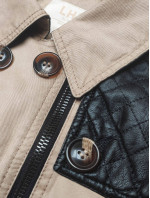 Béžový dámský kabát z různých spojených materiálů (M206)