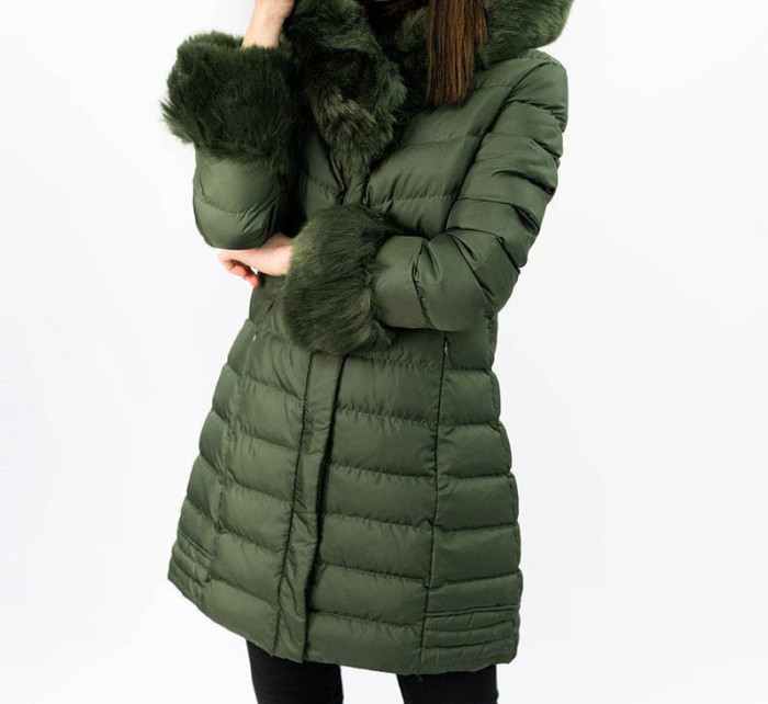 Prošívaná dámská zimní bunda v khaki barvě s kapucí (w750-1)