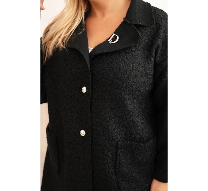 Dámský kabát Plus Size model 21393326 s vlnou a kapsami černý - K-Fashion