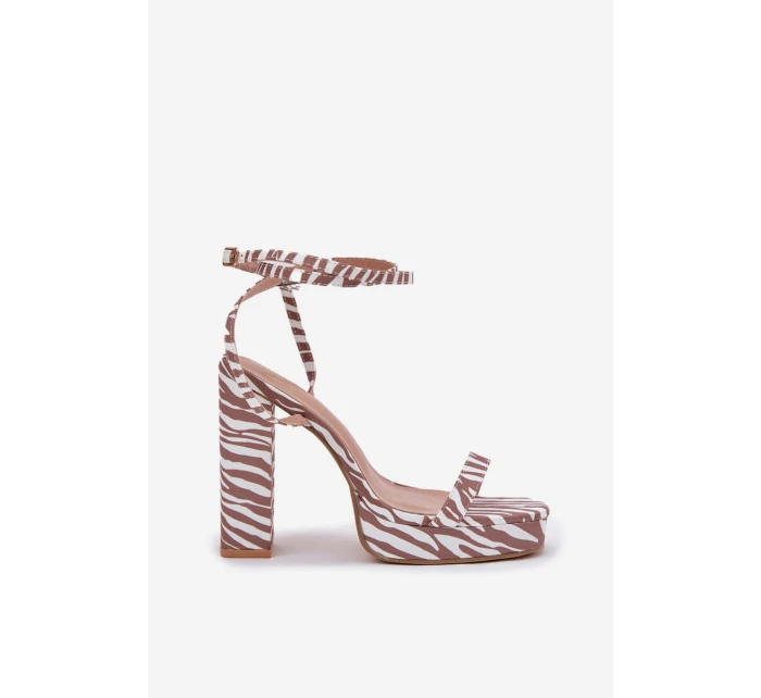 Dámské Sandály Na Podpatku S Páskem Zebra model 21696065 - Boto Dámské Sandály Na Podpatku S Páskem Zebra model 21696065 - Boto
