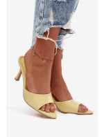 Lakované dámské nazouváky na podpatku Žluté Lirissa Lakované dámské nazouváky na podpatku Žluté Lirissa