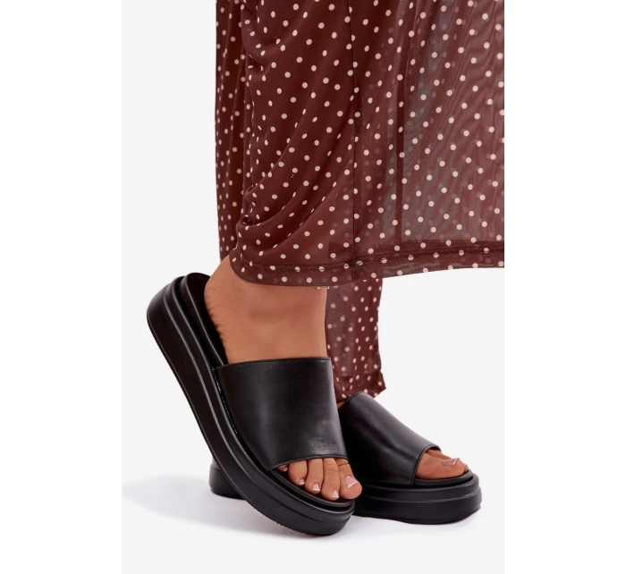 Dámské nazouváky na platformě Černé model 21918978 - Boto