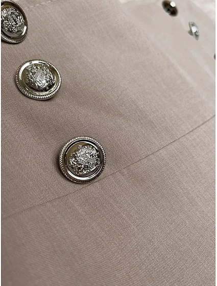 Tmavě béžové elegantní široké dámské kalhoty model 20159967 - MADE IN ITALY Tmavě béžové elegantní široké dámské kalhoty model 20159967 - MADE IN ITALY