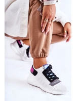 Dámská sportovní obuv nazouvací Bíle model 21591025 - Boto Dámská sportovní obuv nazouvací Bíle model 21591025 - Boto