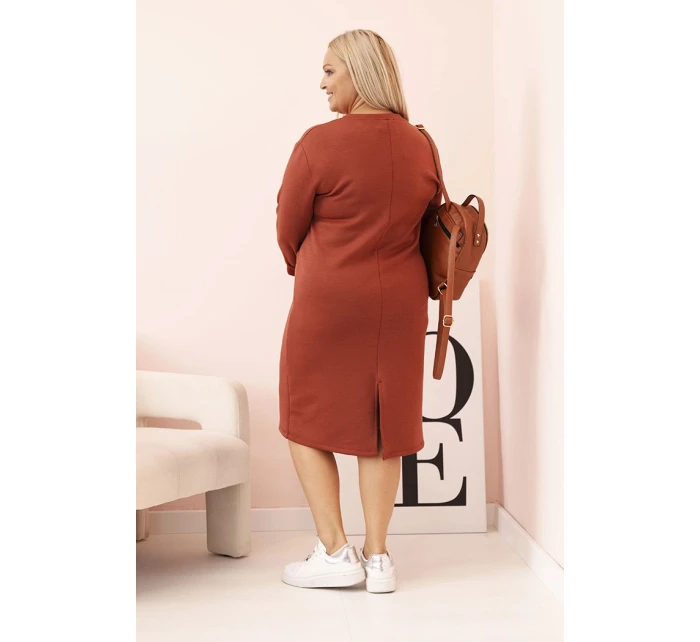 Dámské šaty Plus Size máslové s výstřihem do V a rukávem hnědé