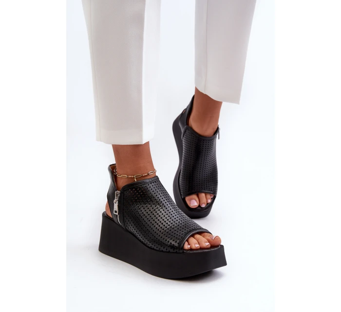 Zazoo 1792 Kožené Vyšívané Sandály Na Klinu Černé