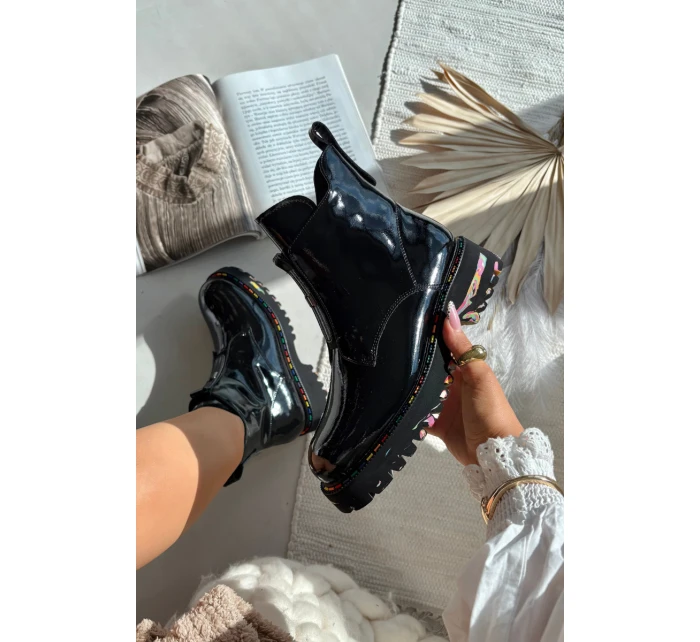 Lakované kožené dámské boty Artiker – šedé Lakované kožené dámské boty Artiker – šedé