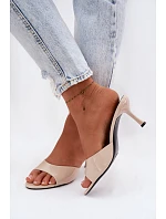 Klapky na podpatku model 227948 Step in style Klapky na podpatku model 227948 Step in style