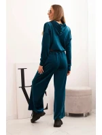 Dámská souprava z veluru s širokými nohavicemi a mikinou s kapucí model 21232345 - K-Fashion Dámská souprava z veluru s širokými nohavicemi a mikinou s kapucí model 21232345 - K-Fashion