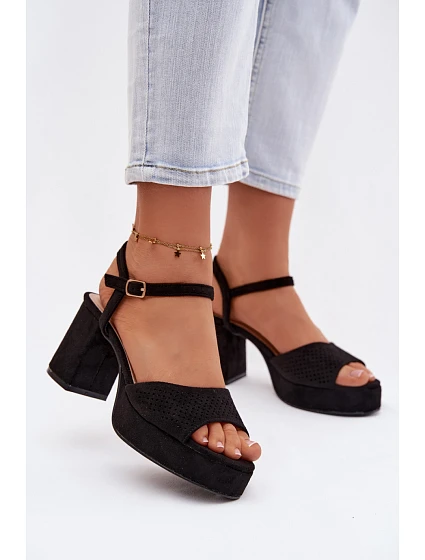 Sandály na podpatku  model 226333 Step in style