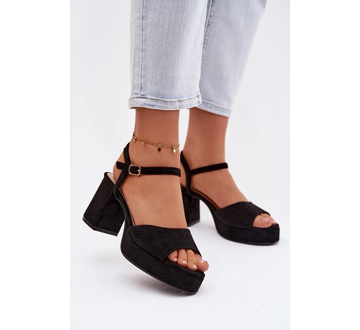 Sandály na podpatku  model 226333 Step in style