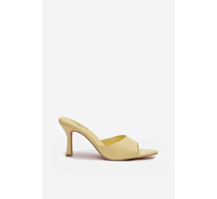 Lakované dámské nazouváky na podpatku Žluté Lirissa Lakované dámské nazouváky na podpatku Žluté Lirissa