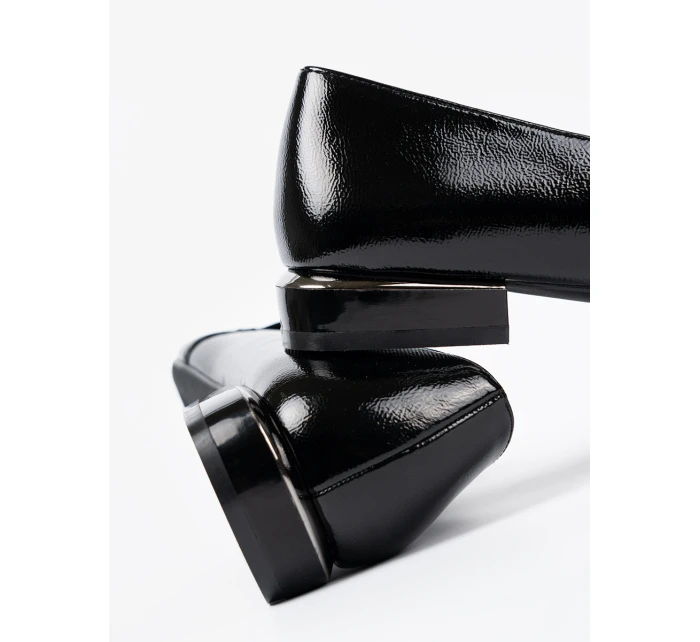 Komfortní  mokasíny černé dámské na širokém podpatku