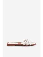 Dámské sandály z ekokože na ploché podrážce bílé model 21657557 - Boto Dámské sandály z ekokože na ploché podrážce bílé model 21657557 - Boto