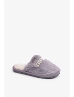 Dámské Pantofle S Kožešinou A Nápisem Šedé Kalelia Dámské Pantofle S Kožešinou A Nápisem Šedé Kalelia